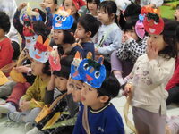 写真:3歳児鬼のお面