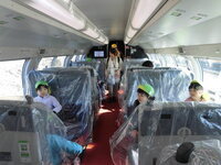 写真:グリーン車内