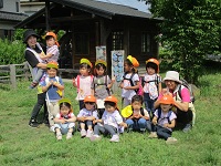 水車掘り公園で集合写真の様子