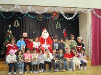 くま組サンタさんと集合写真