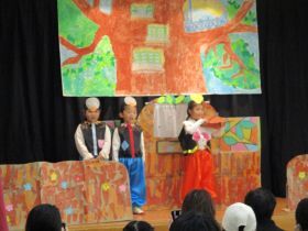 写真：くま組くすのき団地はじゅっかいだての発表