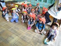 写真：3歳児遠足1