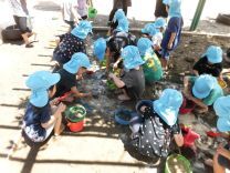 写真:泥んこあそび1