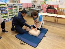 写真:救命訓練2