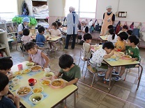 4.5歳児会食の写真
