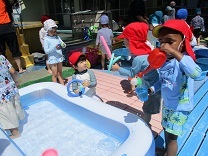 水遊びの写真