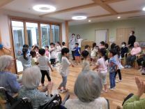 写真:友遊さんとの交流2