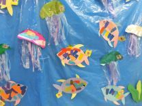 写真:2歳児の製作