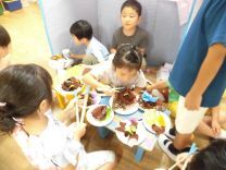 写真:バーベキューごっこ5