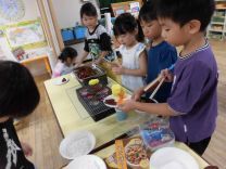 写真:バーベキューごっこ3