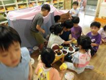 写真:バーベキューごっこ6