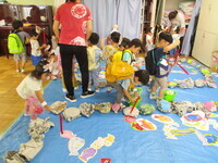 魚つりをしている様子3