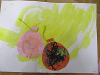 2歳児のヨーヨーの作品の写真