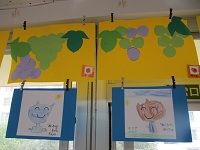 4歳児のブドウの作品の写真