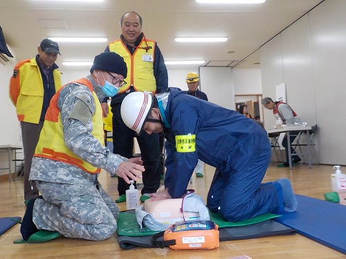 写真:応急救護訓練