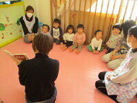 おはなしかい1さいの写真