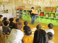 3歳おはなし会の写真