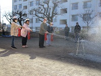 消火訓練の様子の写真