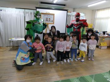 写真：ごみゼロマン集合2