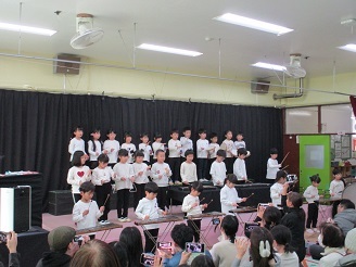 5歳児らいおん組おひさまひろばの様子