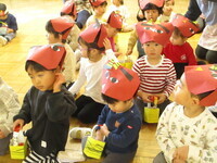 2歳のお面の写真