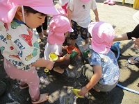 写真：どろんこあそび3
