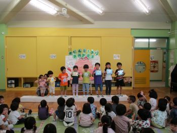 写真：誕生児の集合写真