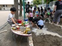 写真：泥んこ遊び9
