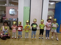 写真：誕生会の様子2