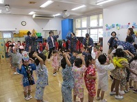 写真：夏まつり　盆踊り