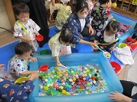 写真：夏まつり　おもちゃすくい